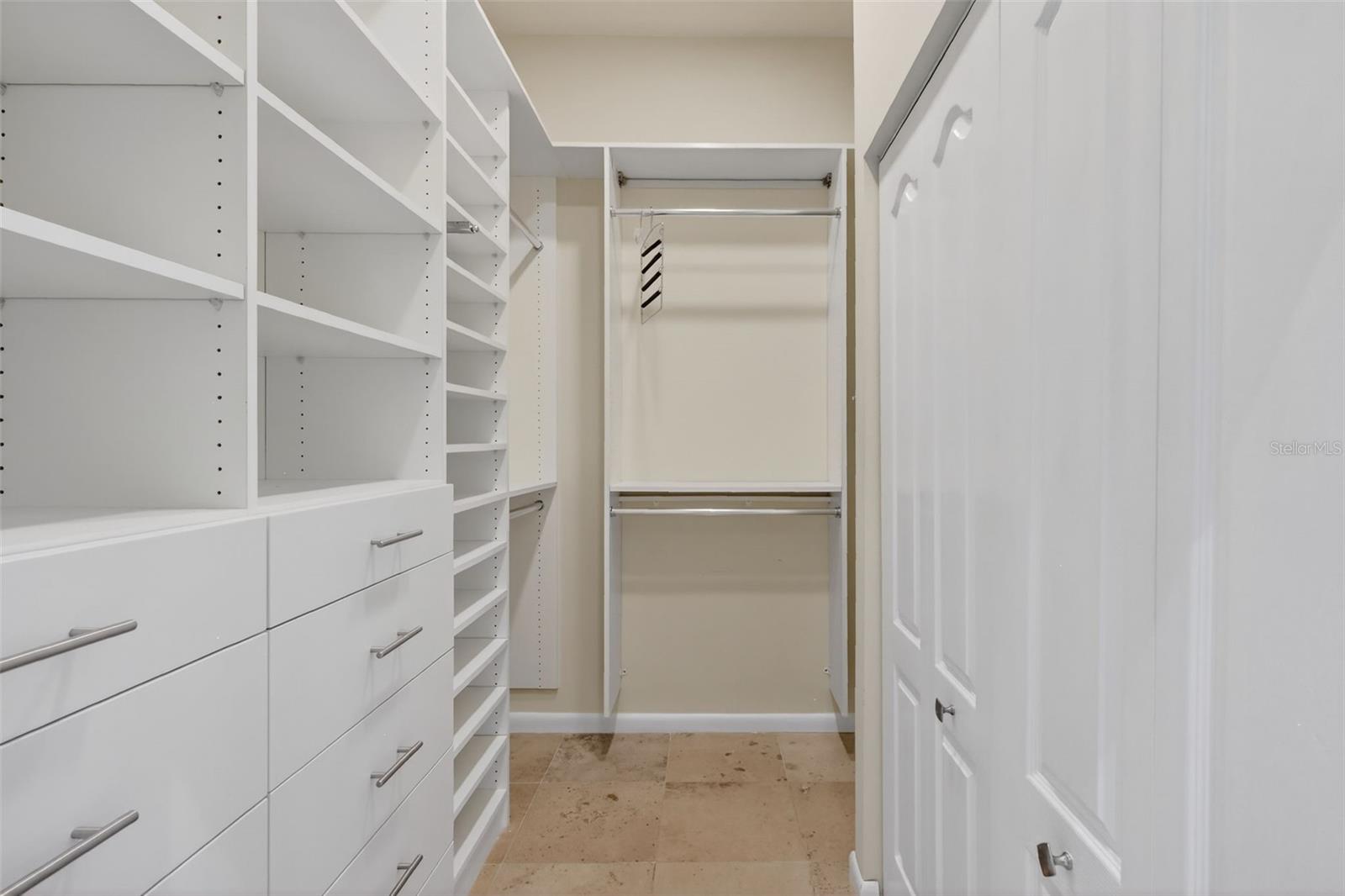 PALACIO - Residential