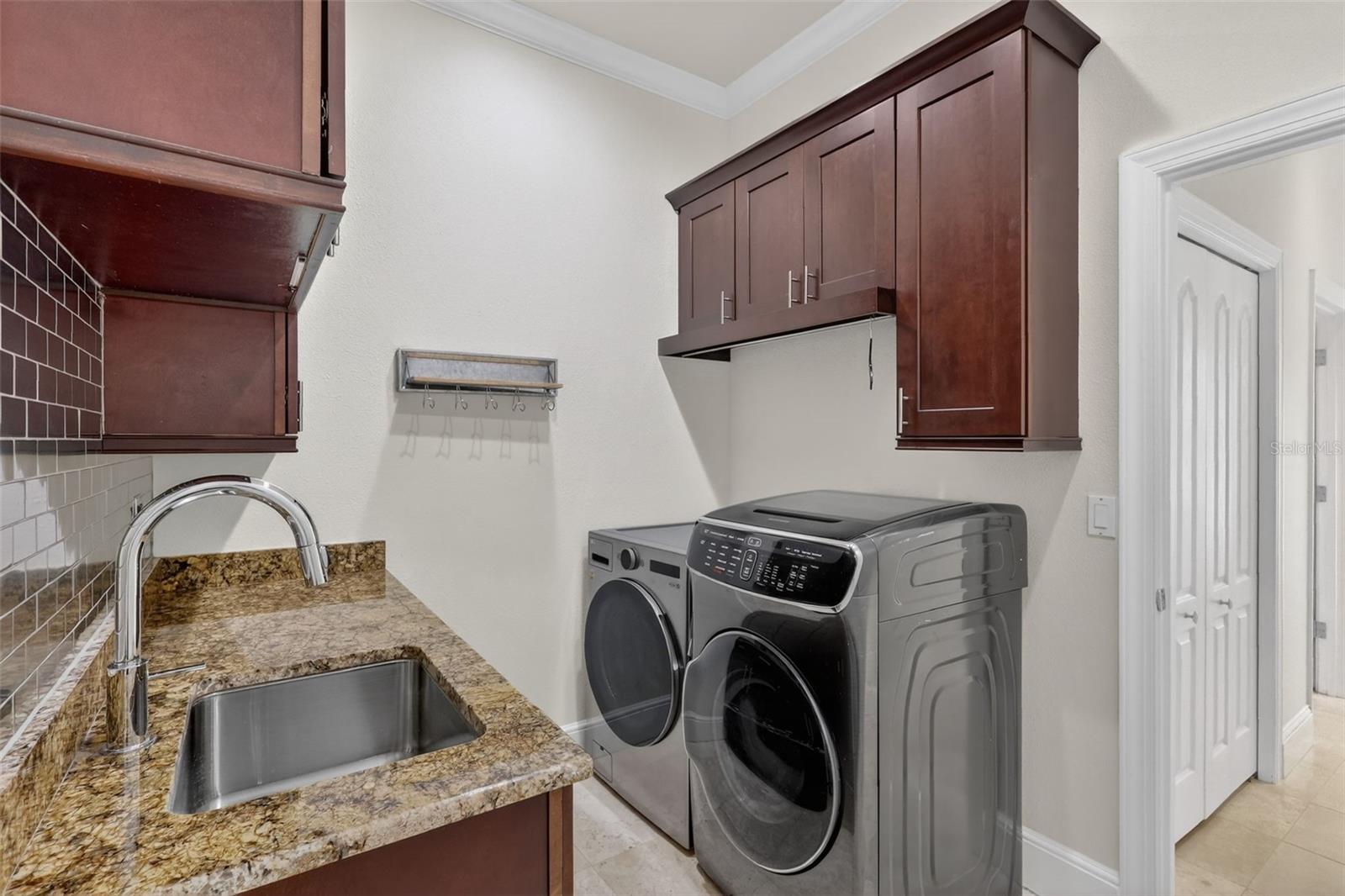 PALACIO - Residential