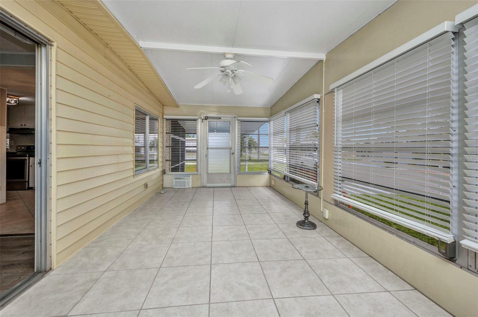 RIVER HAVEN MOB HME PARK - Residential