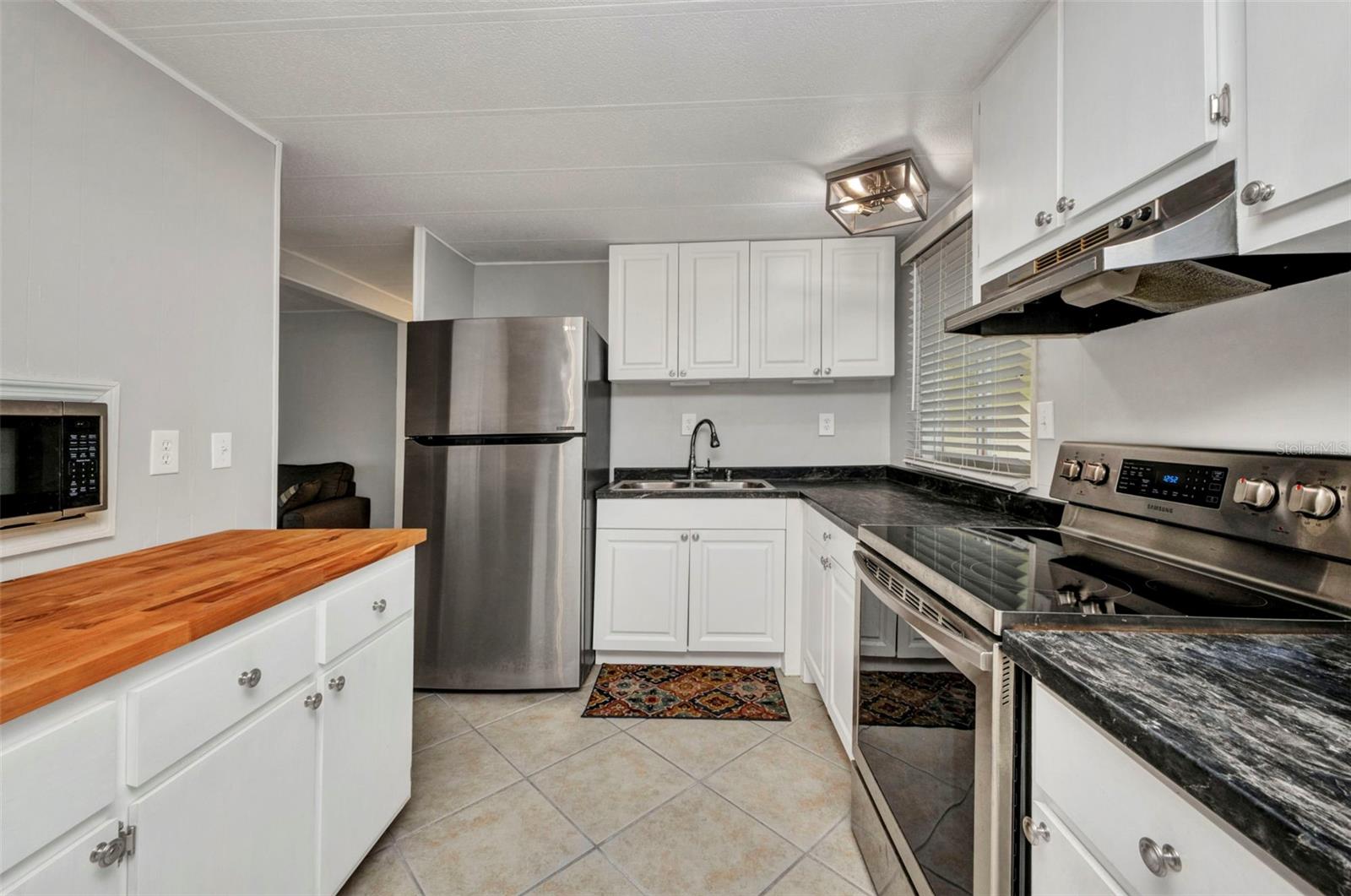 RIVER HAVEN MOB HME PARK - Residential