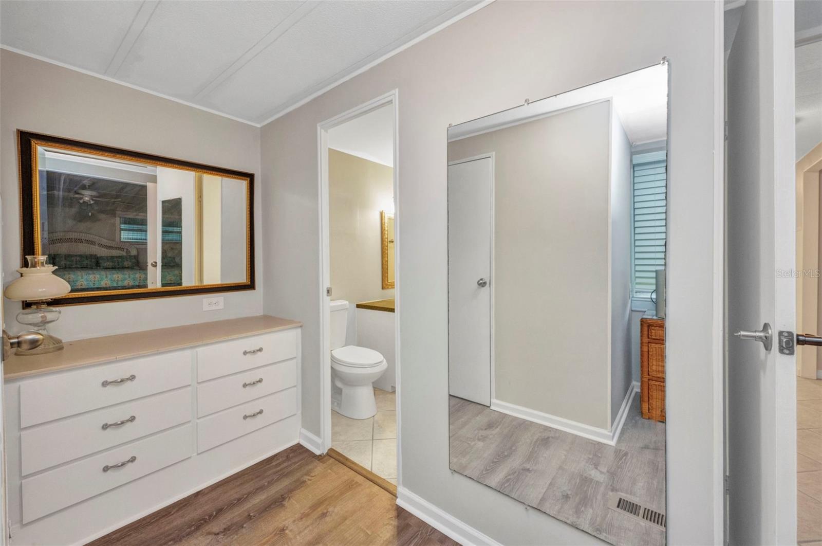 RIVER HAVEN MOB HME PARK - Residential