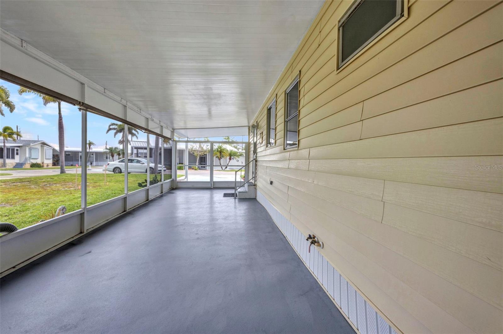 RIVER HAVEN MOB HME PARK - Residential