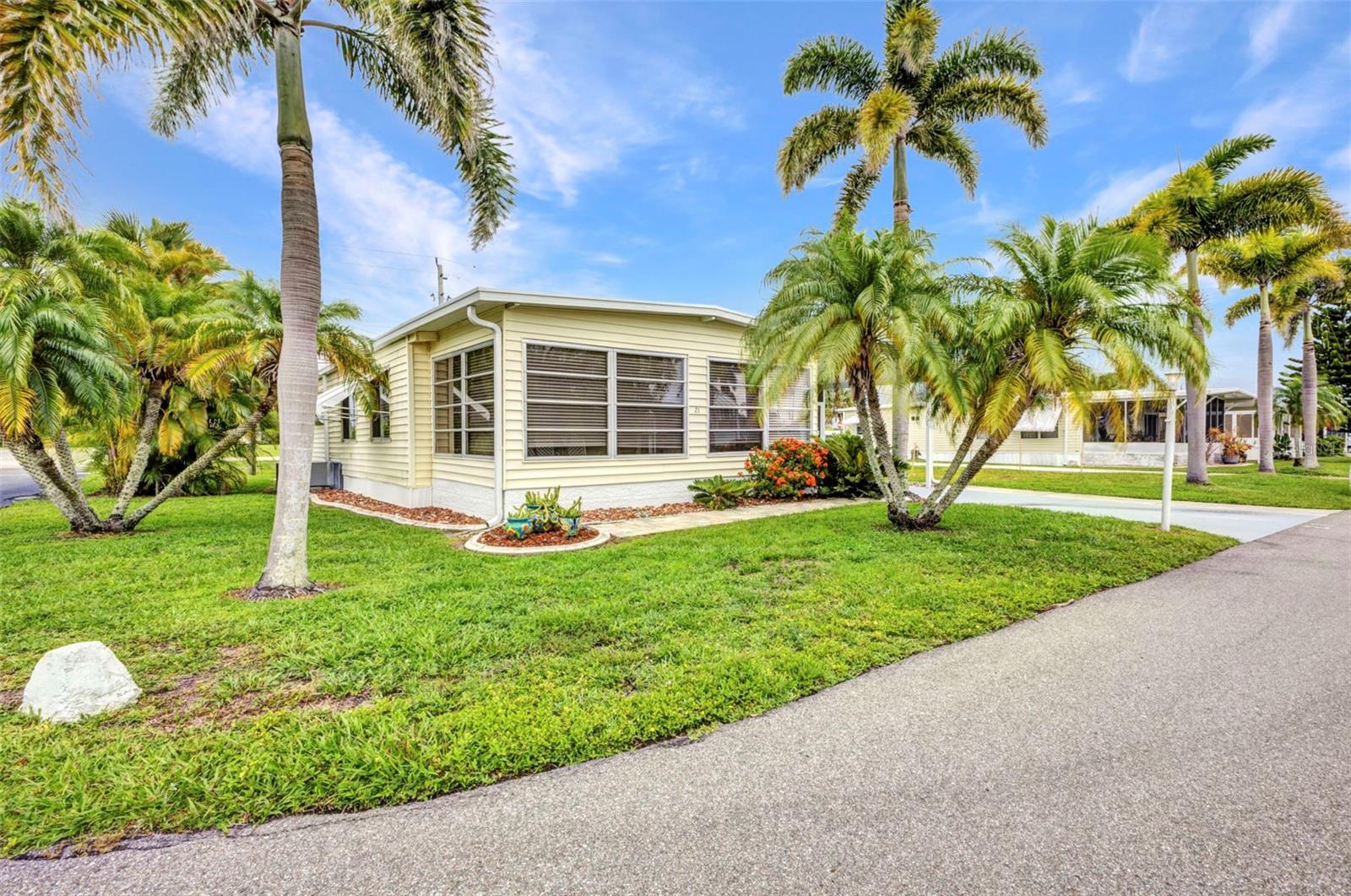 RIVER HAVEN MOB HME PARK - Residential