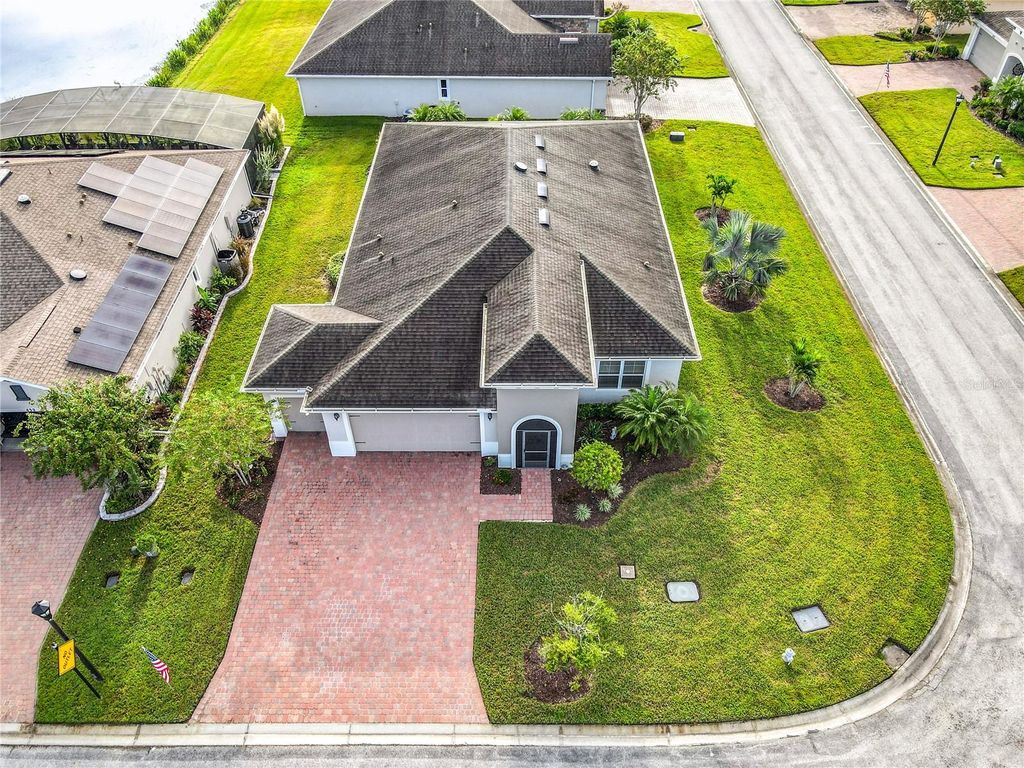 Photo of 428 Bel Air Way, Kissimmee, FL 34759 (MLS # S5134079)