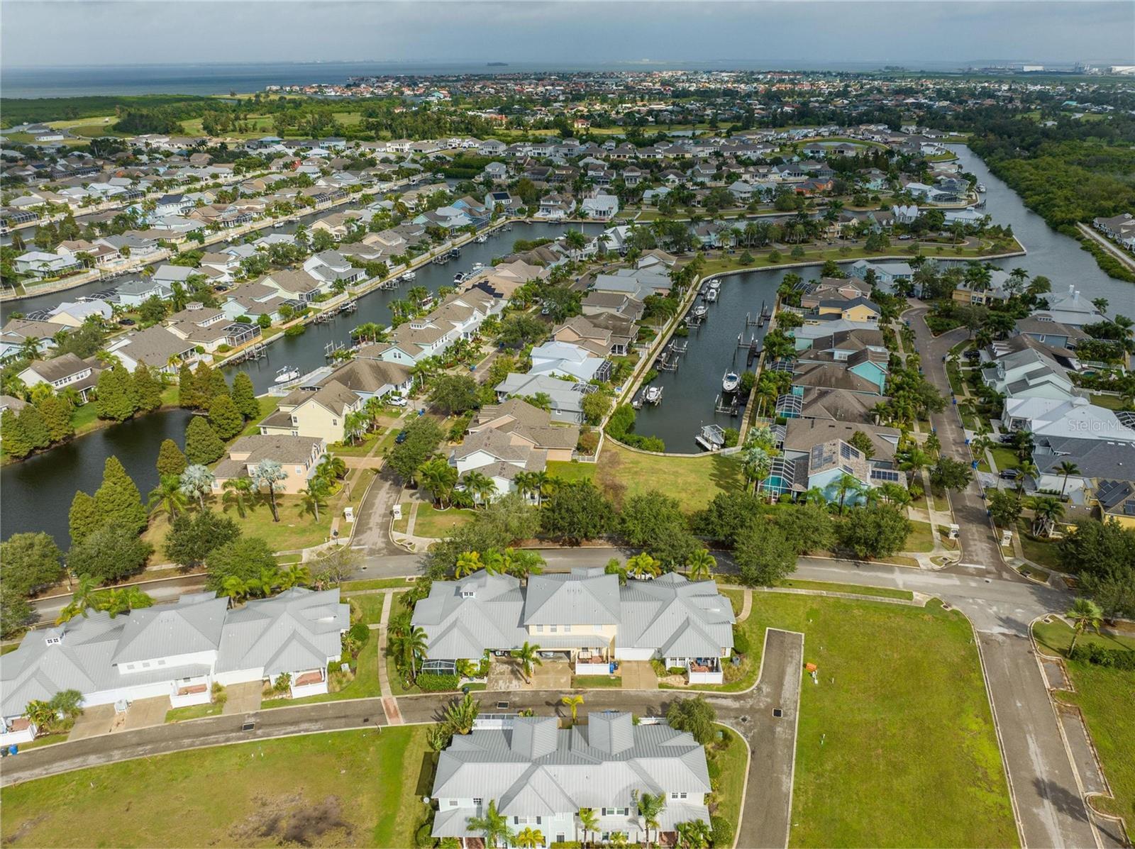 MIRABAY - Residential Lease