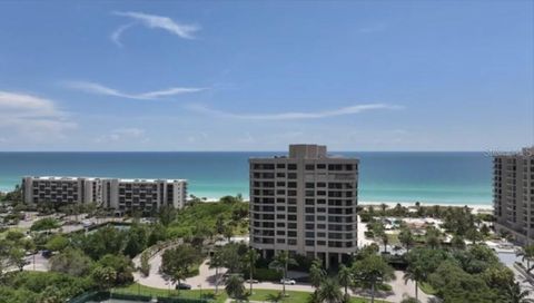 A home in LONGBOAT KEY