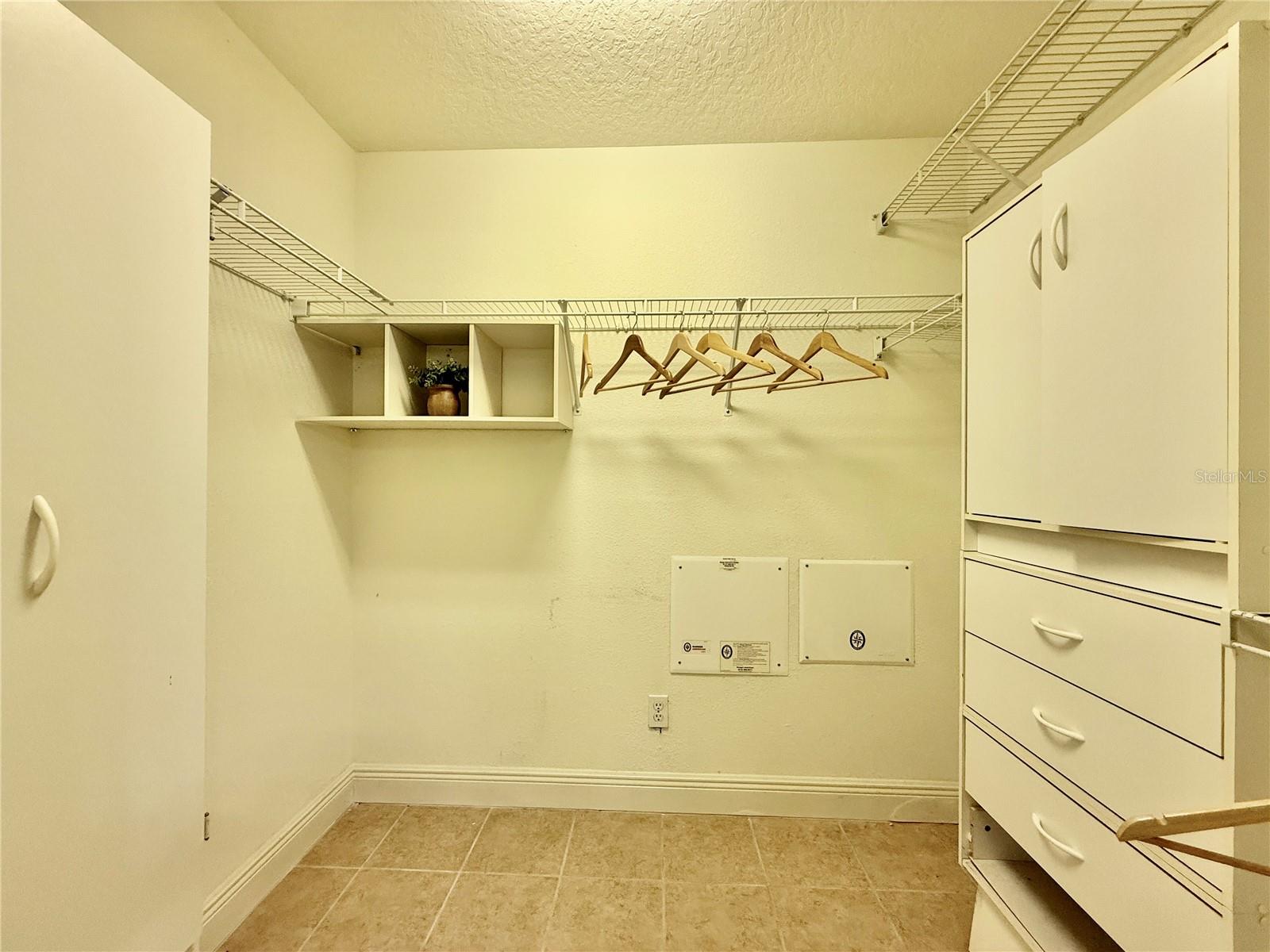 TARPON RIDGE TWNHMS - Residential