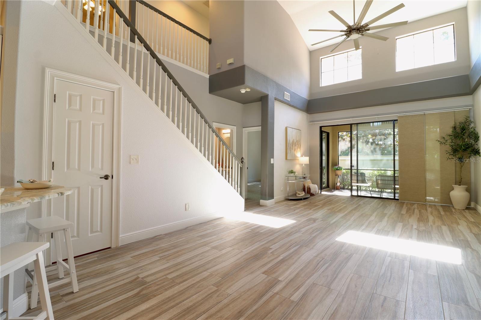 TARPON RIDGE TWNHMS - Residential