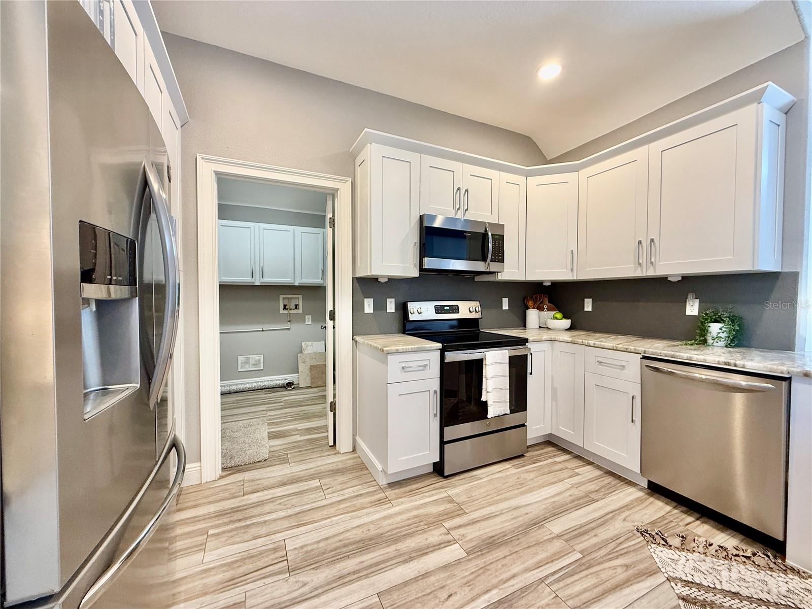 TARPON RIDGE TWNHMS - Residential