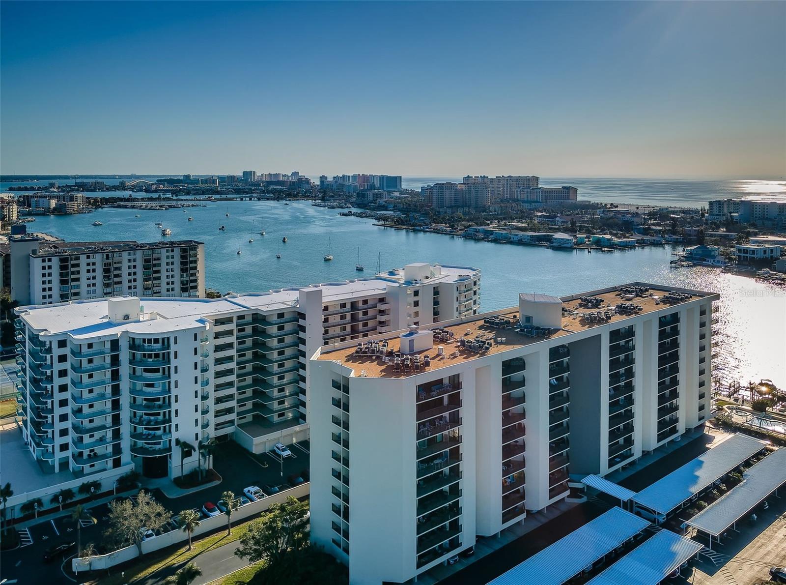 690 ISLAND WAY 404