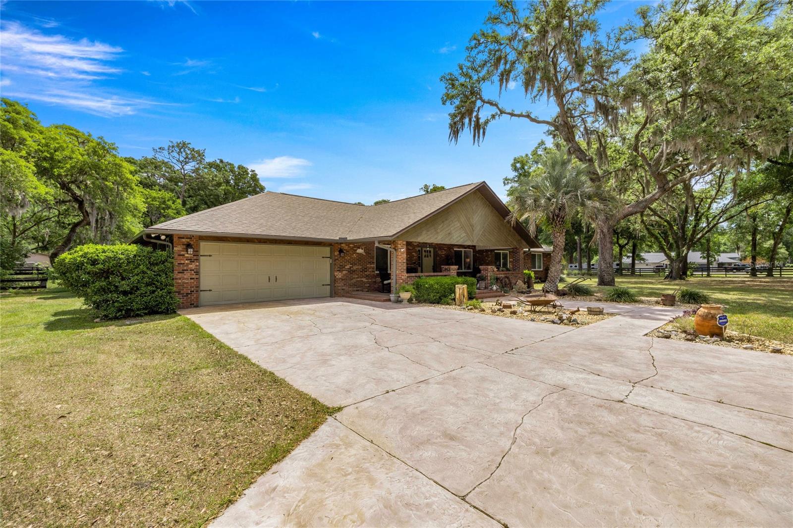COUNTRY SIDE FARMS - Residential