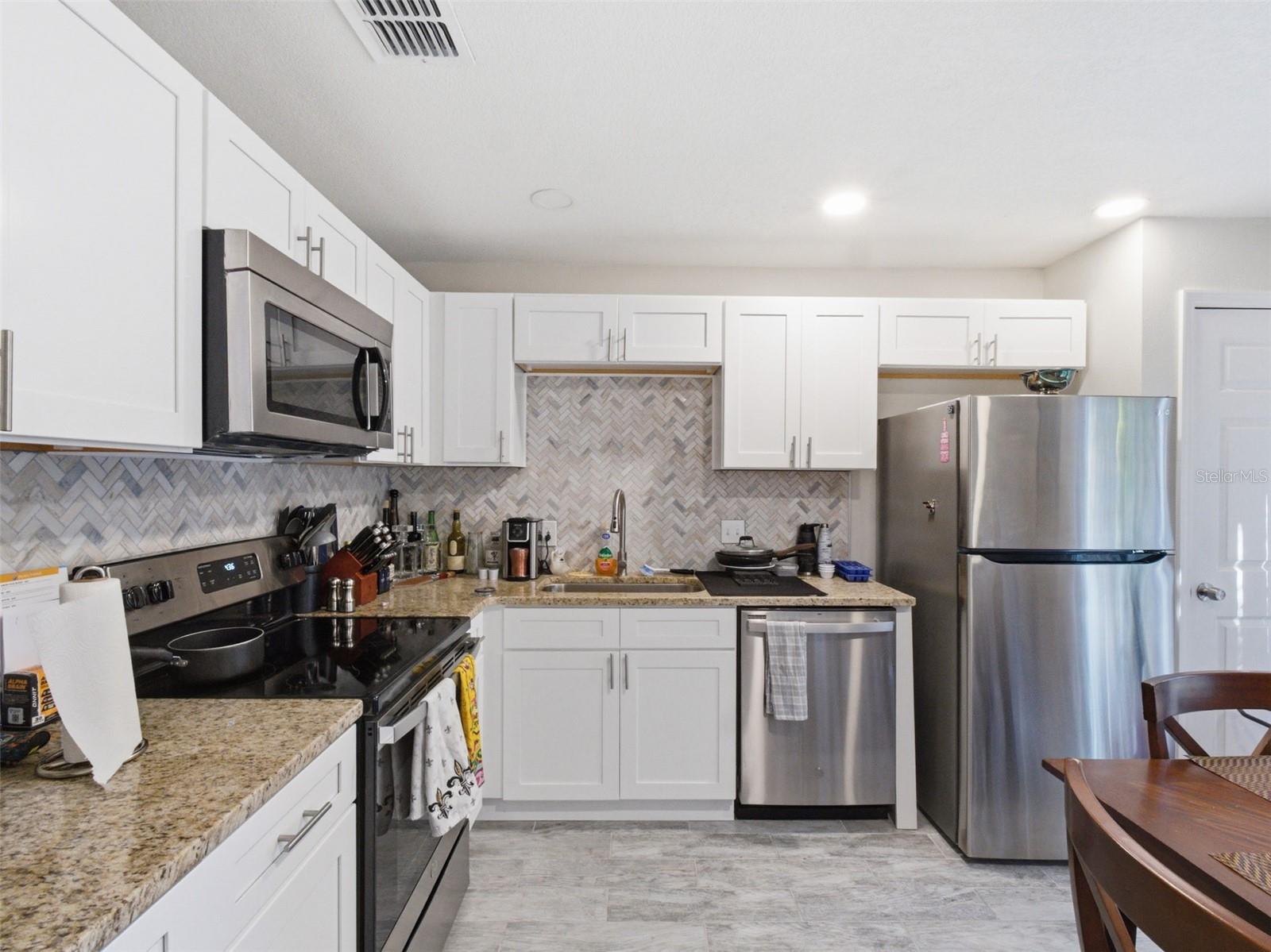 SMITH & HAYES ADD - Residential Income