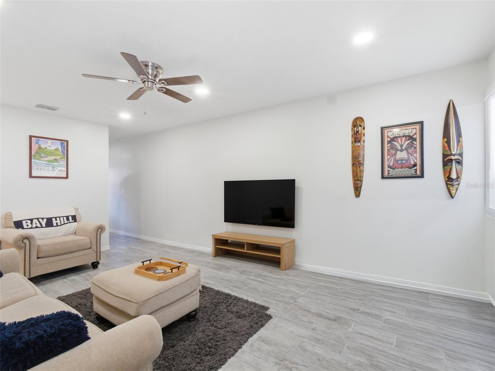 SMITH & HAYES ADD - Residential Income