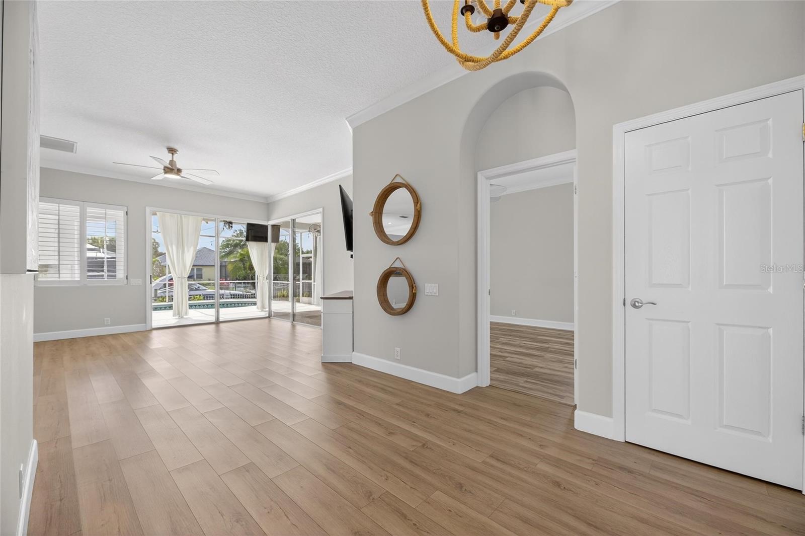 RIVERDALE REV - Residential