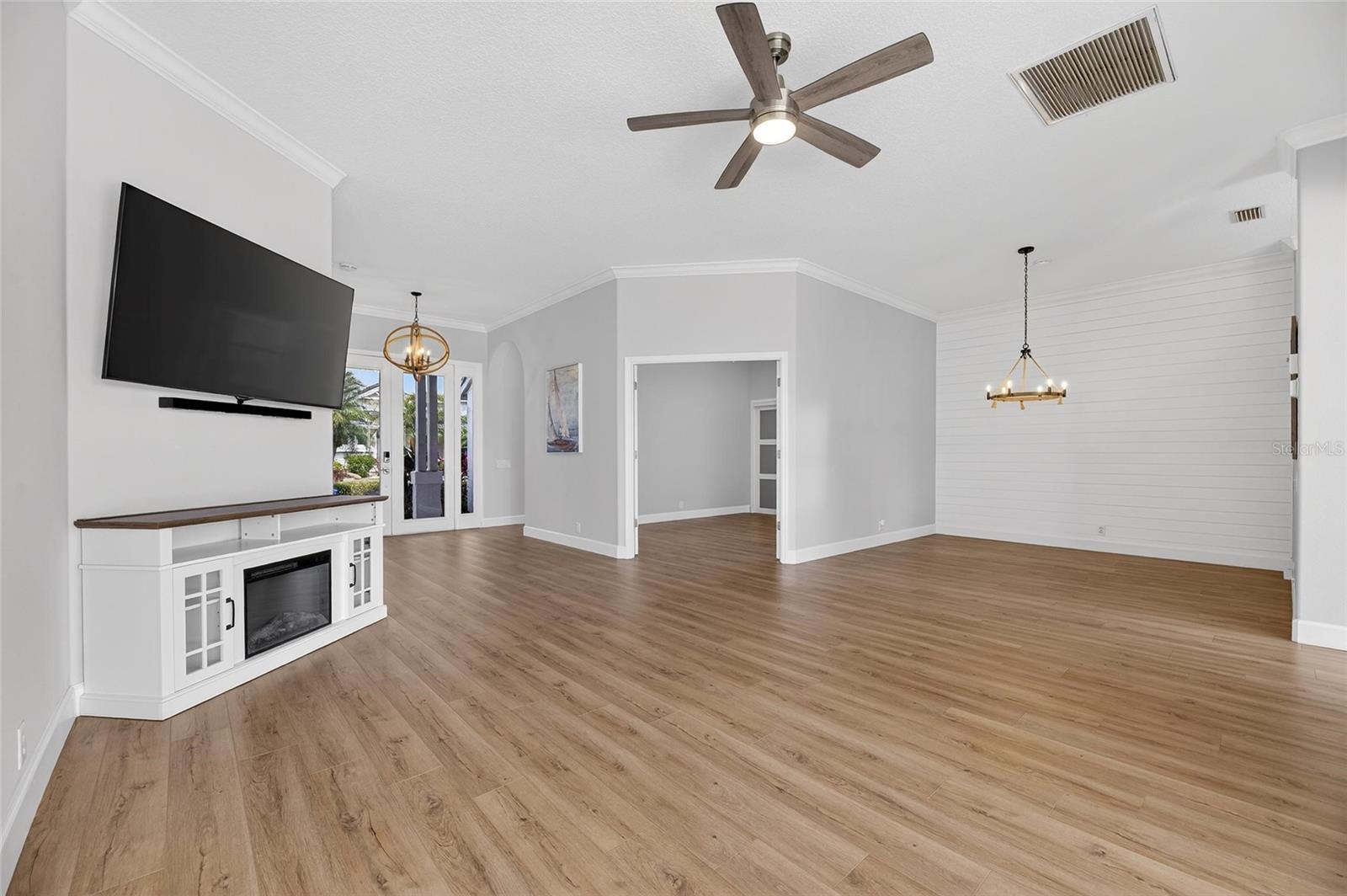 RIVERDALE REV - Residential