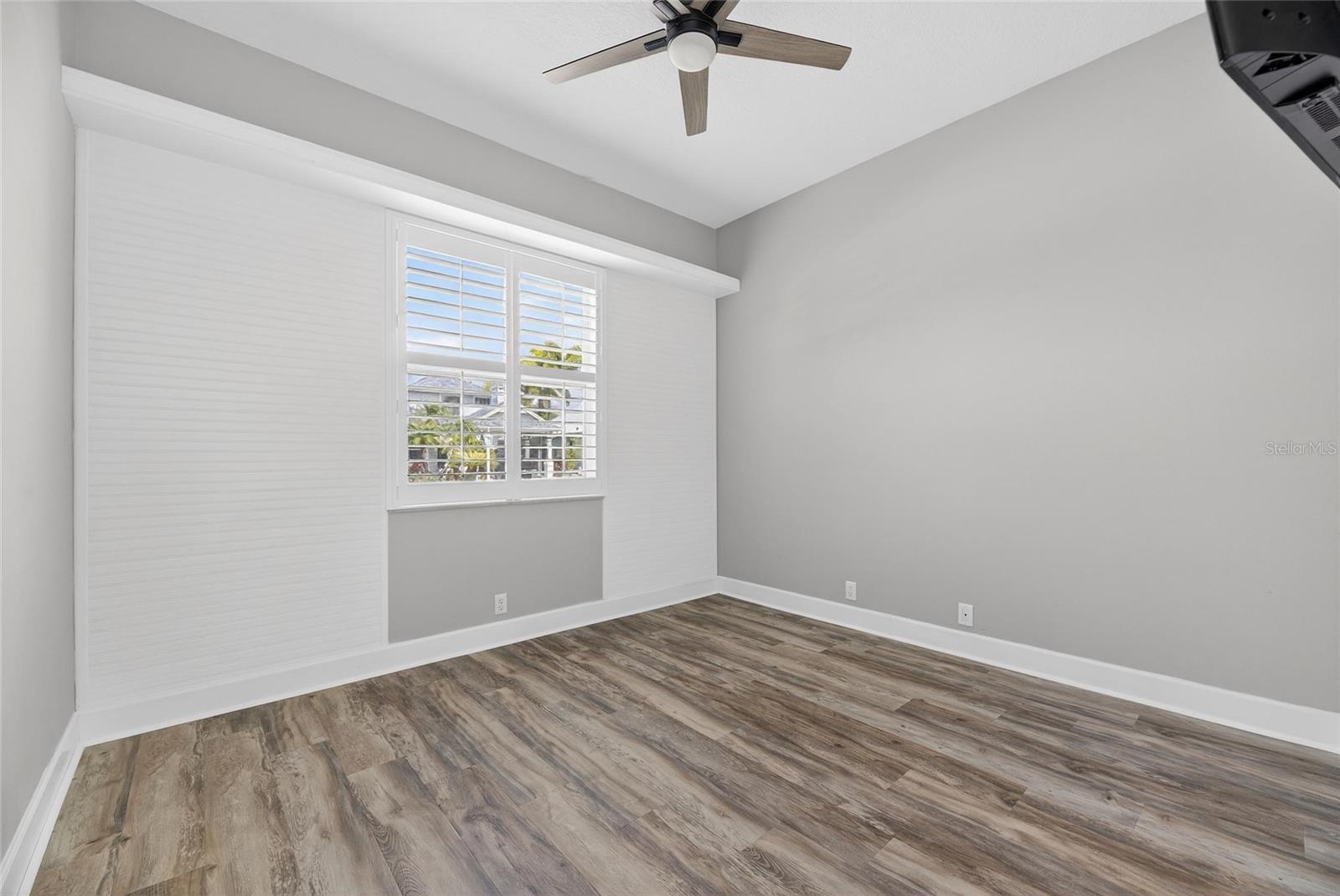 RIVERDALE REV - Residential