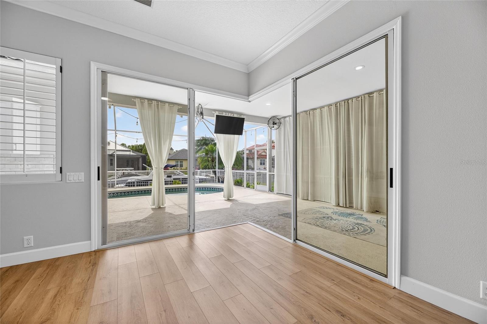 RIVERDALE REV - Residential