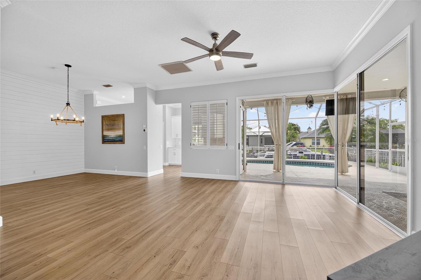 RIVERDALE REV - Residential