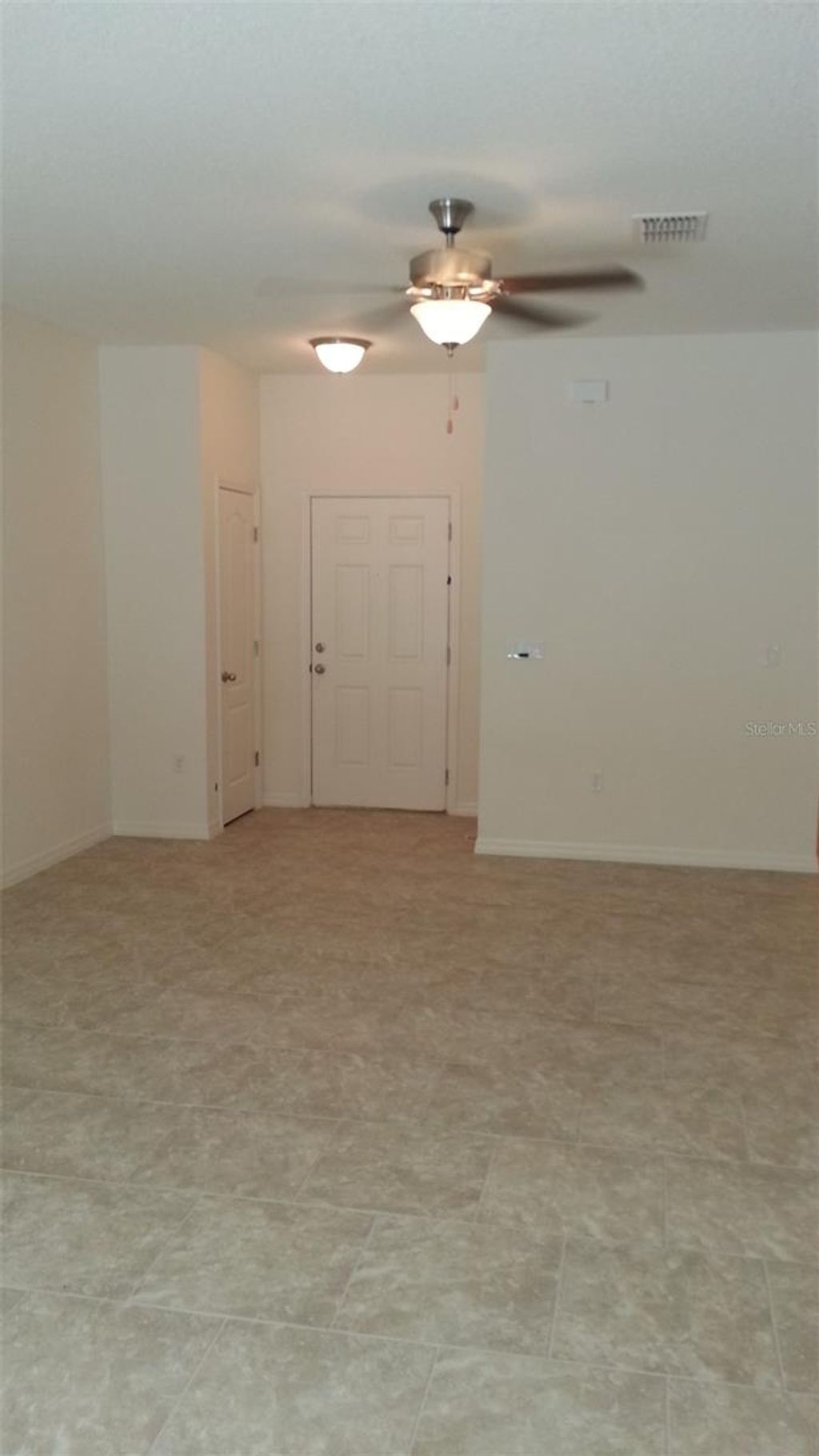 Photo of 1404 Scarlet Oak Loop, Winter Garden, FL 34787 (MLS # S5146208)