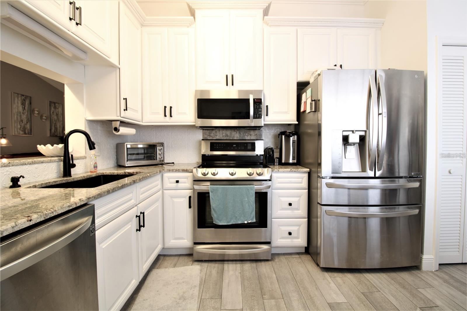 VENTURA VILLAGE PH 04 - Residential Lease