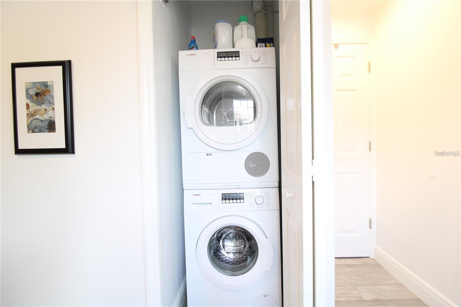 VENTURA VILLAGE PH 04 - Residential Lease