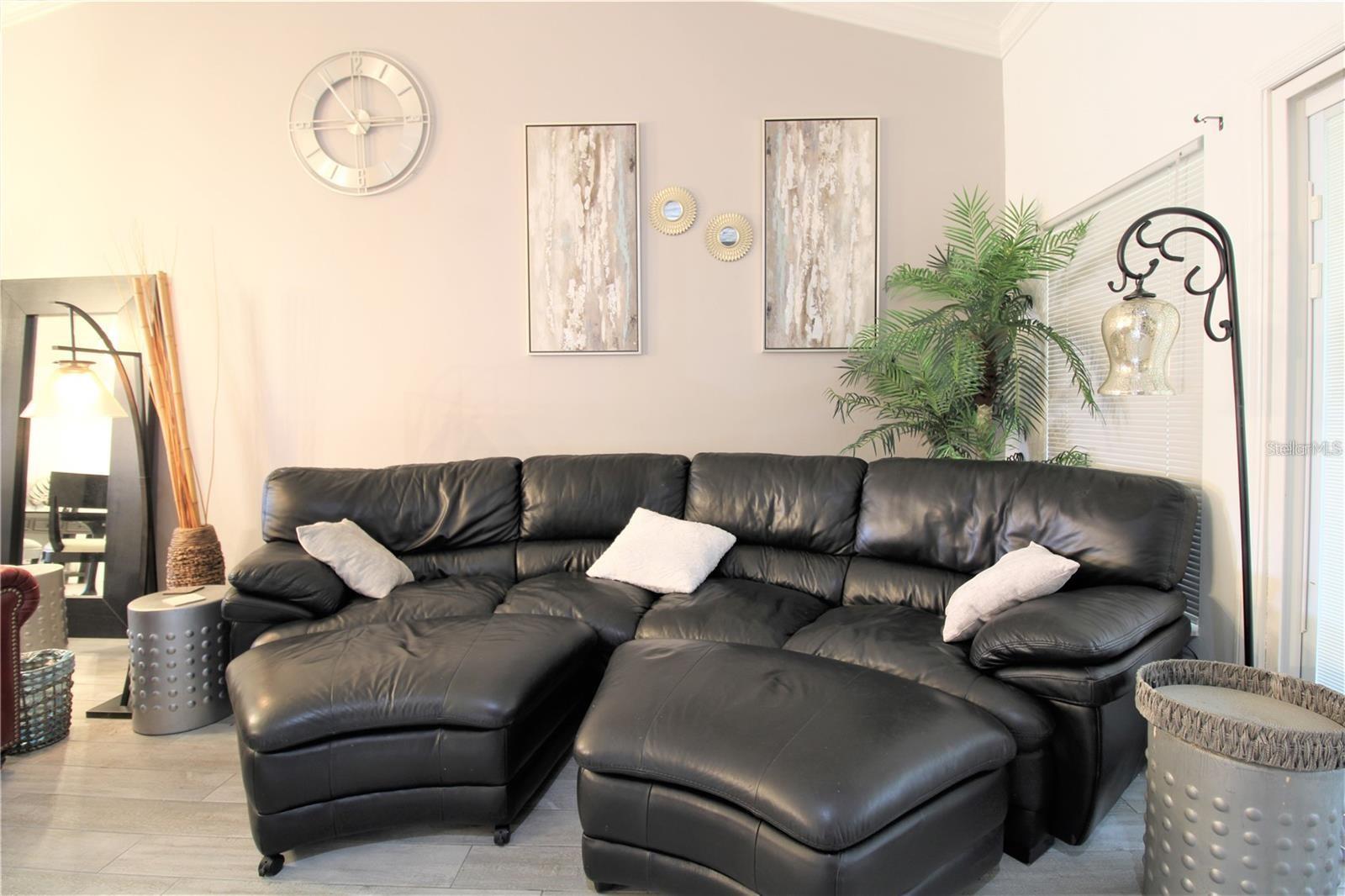 VENTURA VILLAGE PH 04 - Residential Lease