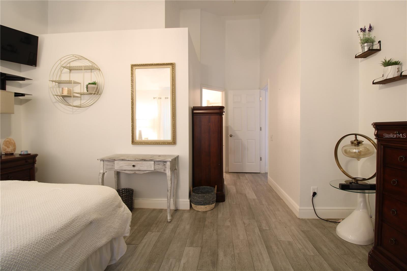 VENTURA VILLAGE PH 04 - Residential Lease