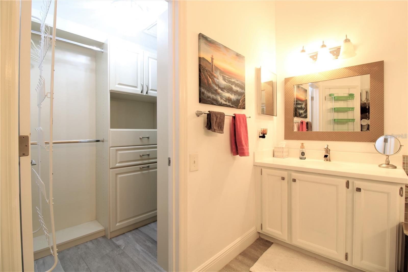 VENTURA VILLAGE PH 04 - Residential Lease