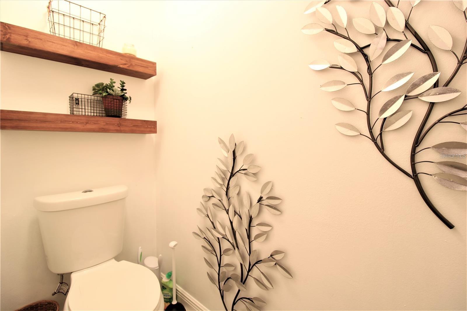 VENTURA VILLAGE PH 04 - Residential Lease