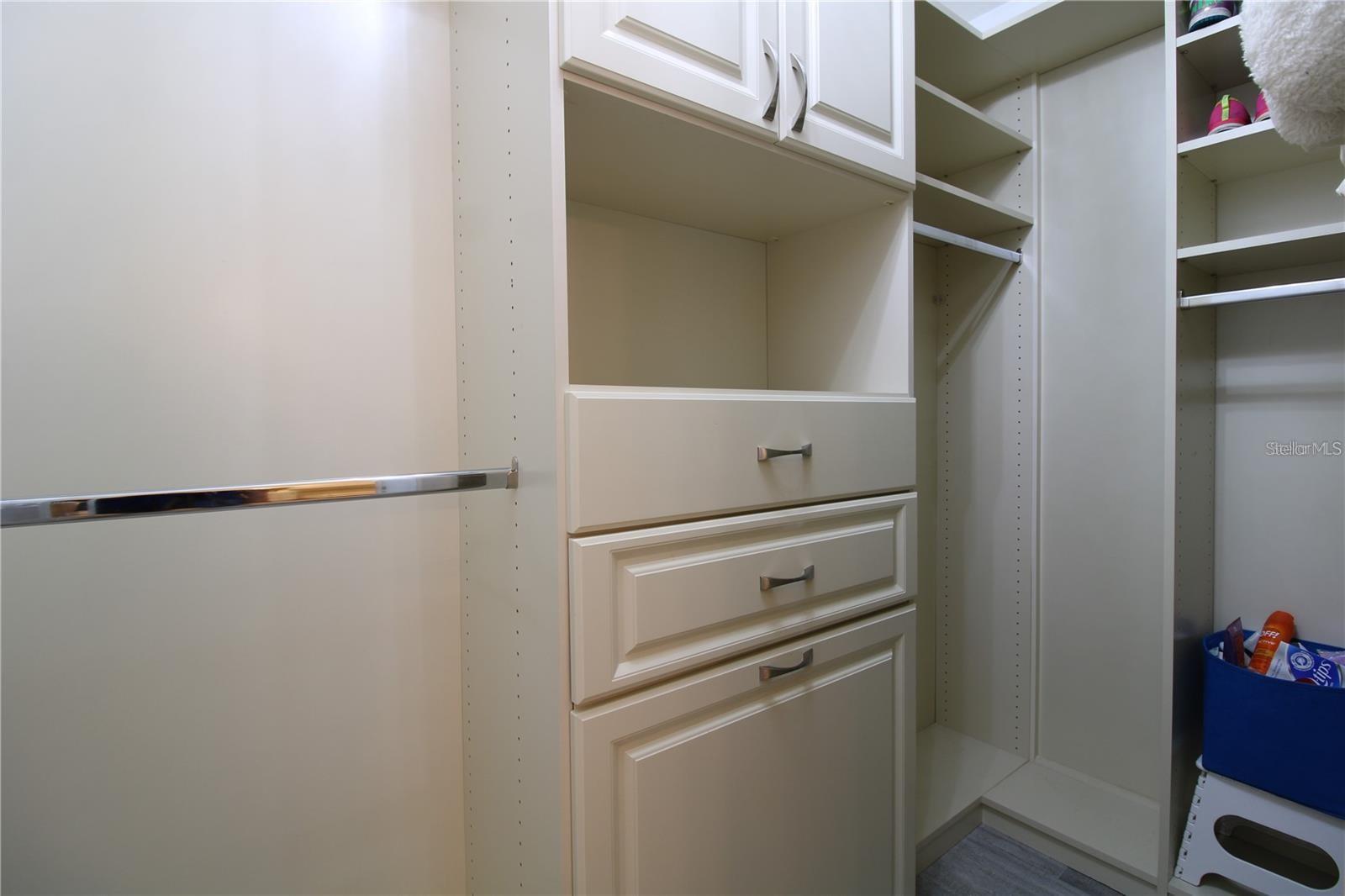 VENTURA VILLAGE PH 04 - Residential Lease