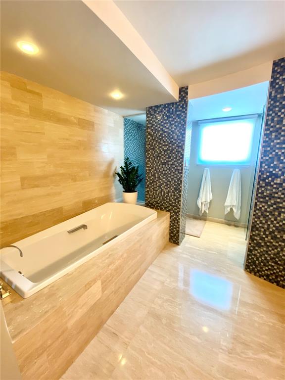 CONDADO - Residential