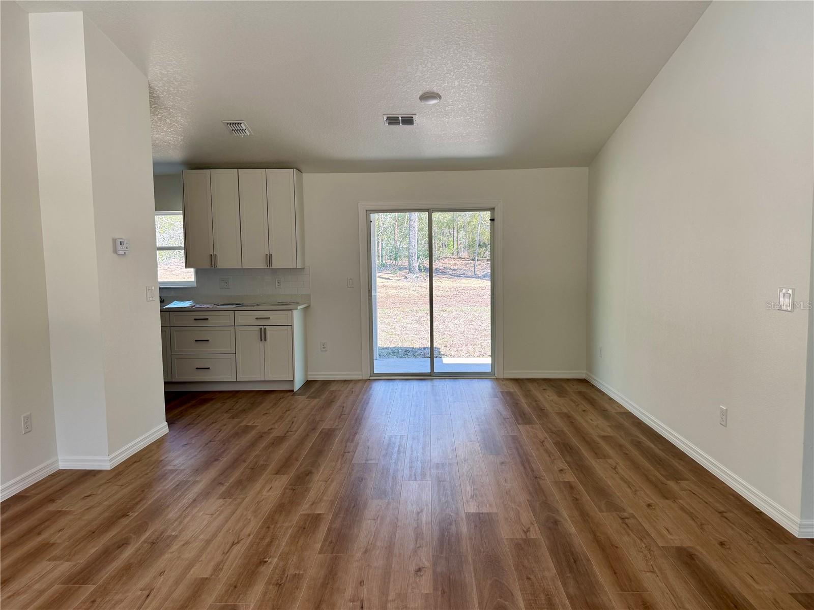INVERNESS HIGHLANDS SOUTH - Residential Lease
