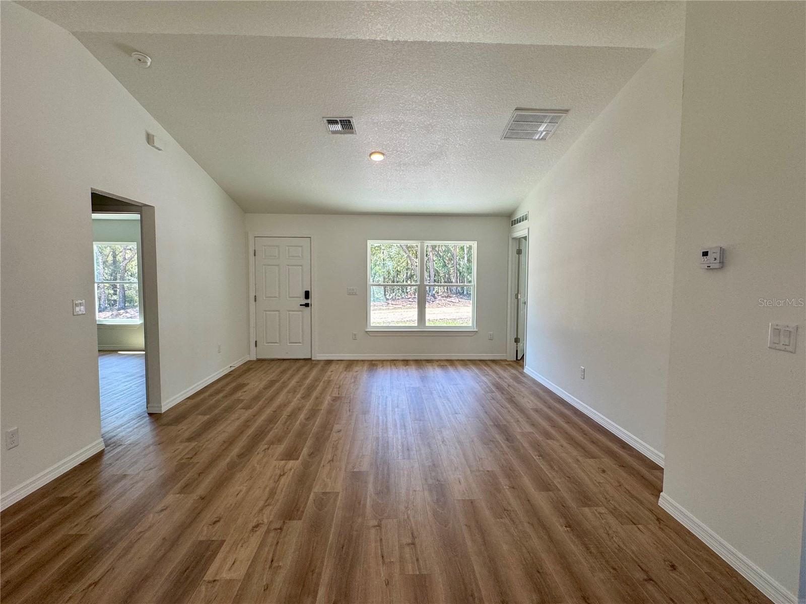 INVERNESS HIGHLANDS SOUTH - Residential Lease