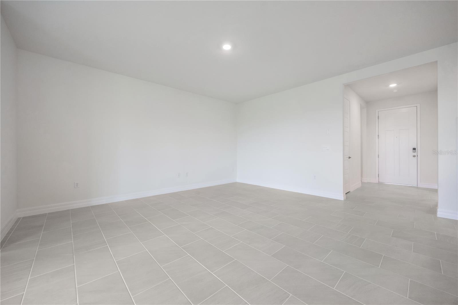 LAKES OF MOUNT DORA - Residential