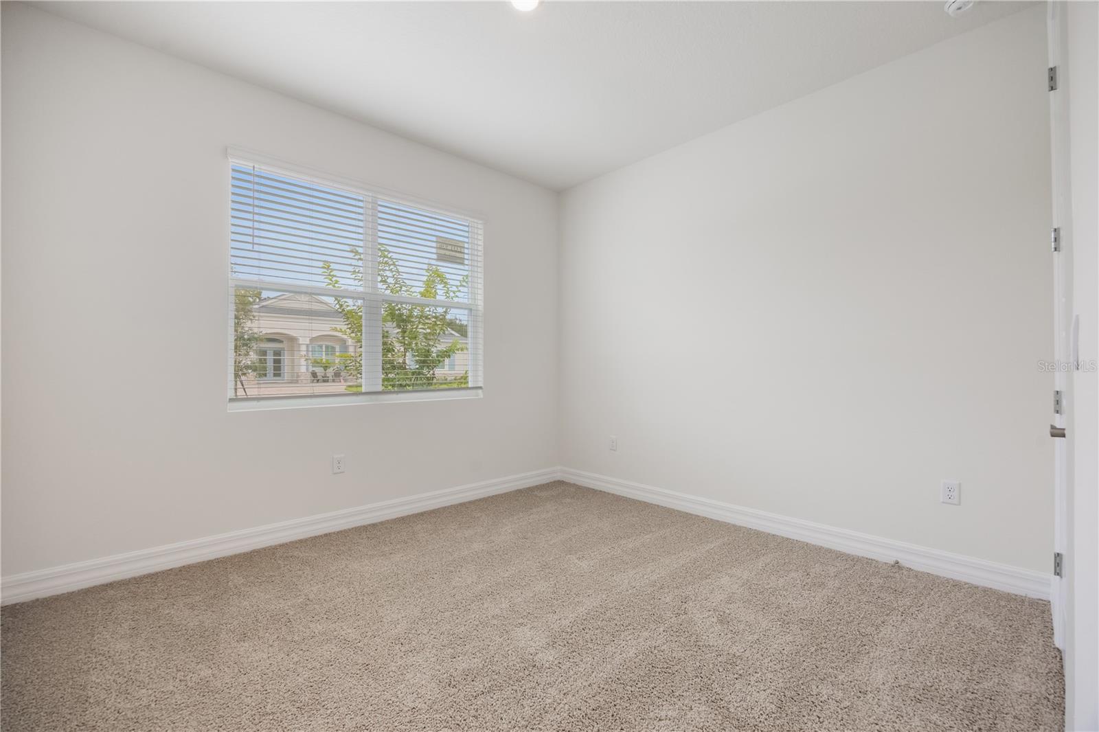 LAKES OF MOUNT DORA - Residential