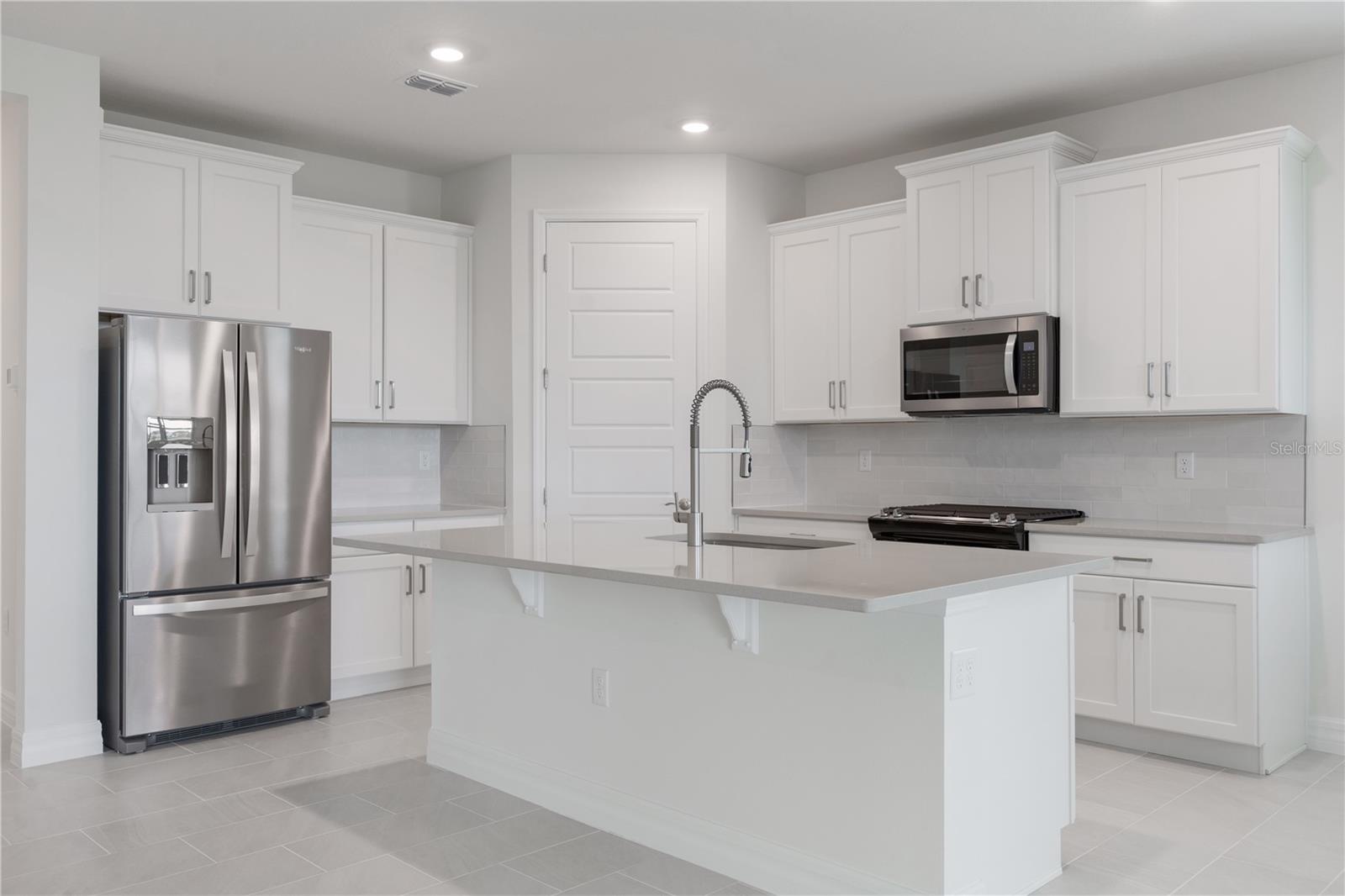 LAKES OF MOUNT DORA - Residential