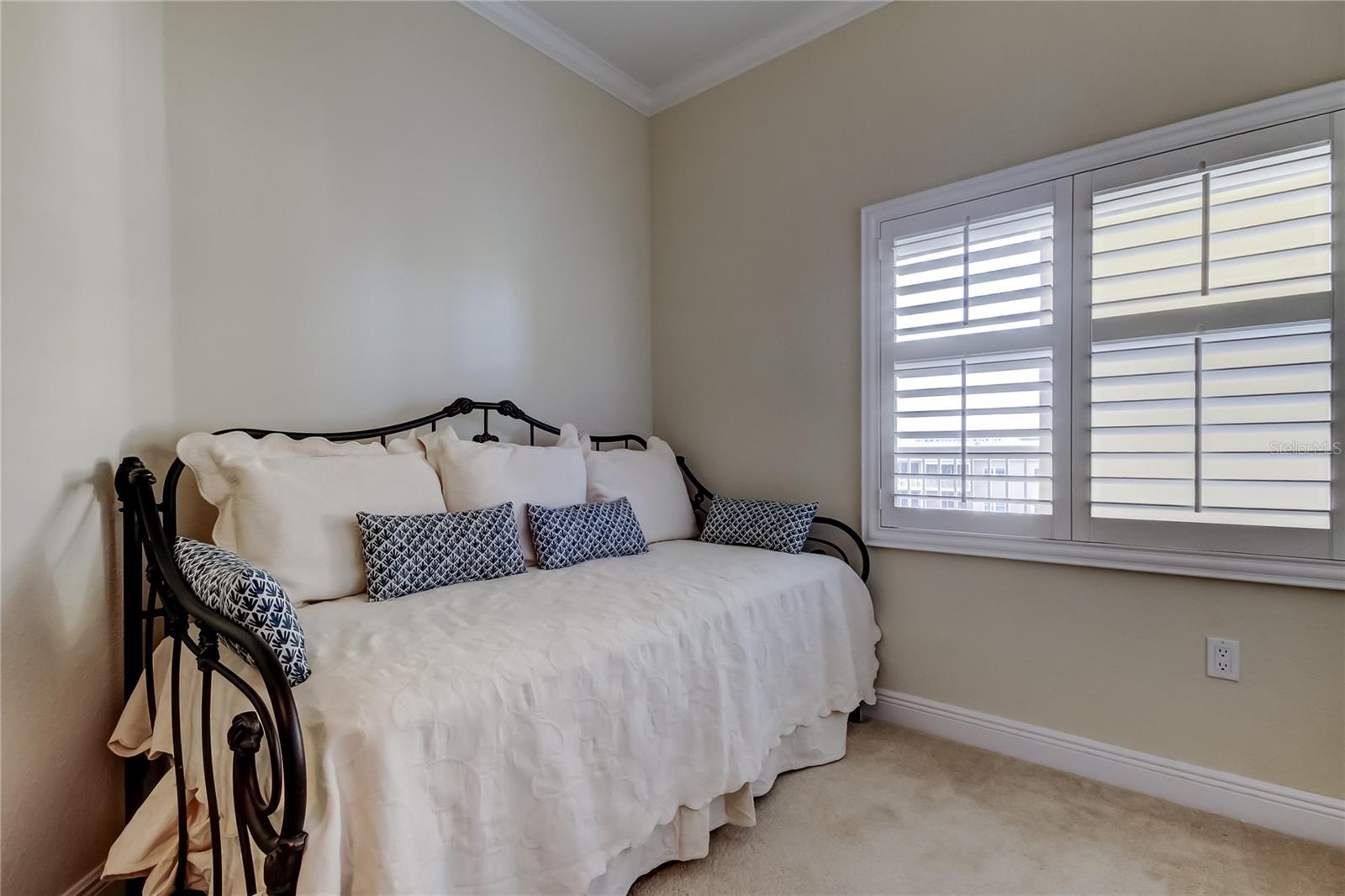 SNUG HARBOUR CONDO - Residential