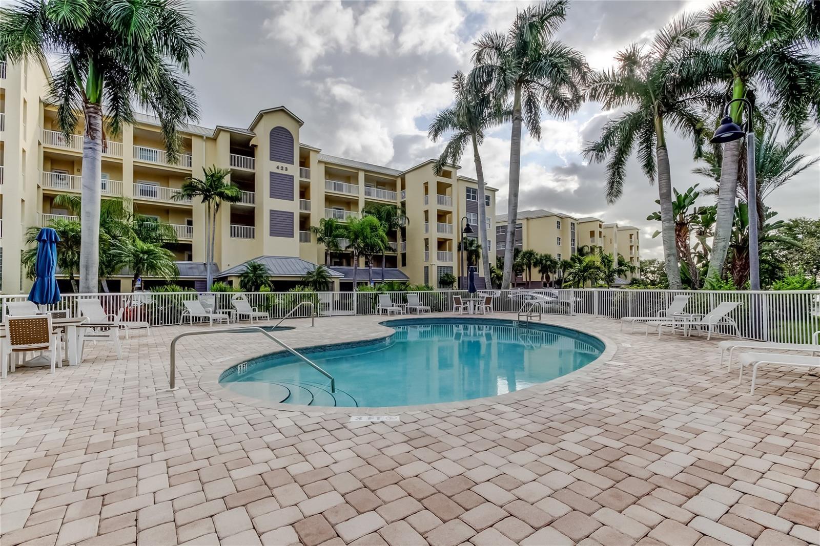 SNUG HARBOUR CONDO - Residential