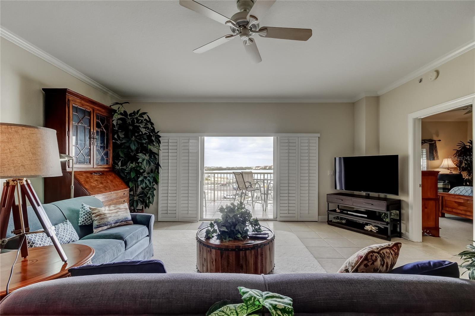 SNUG HARBOUR CONDO - Residential