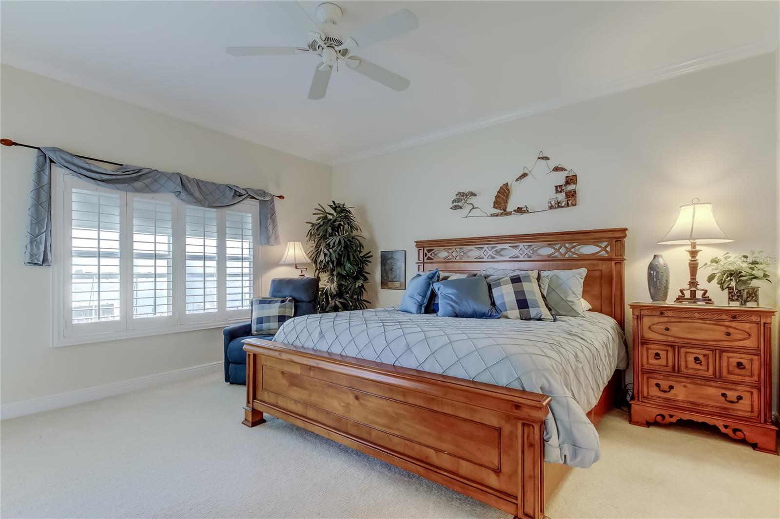 SNUG HARBOUR CONDO - Residential