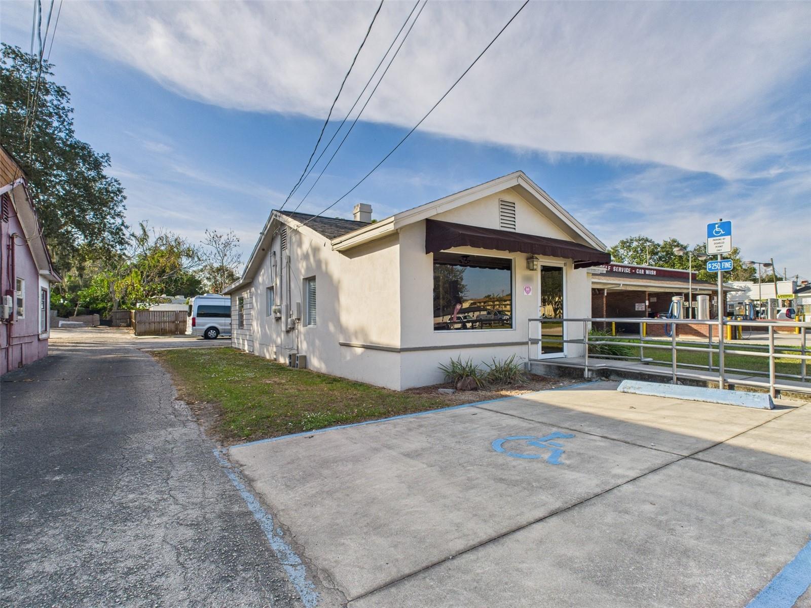 TWIN LAKE PARK SUB - Commercial Sale