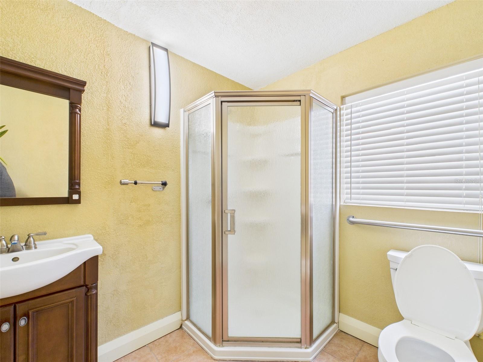 TWIN LAKE PARK SUB - Commercial Sale