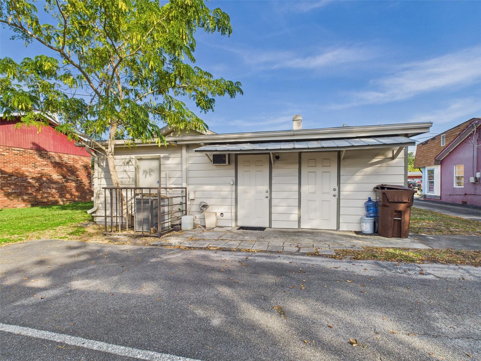 TWIN LAKE PARK SUB - Commercial Sale