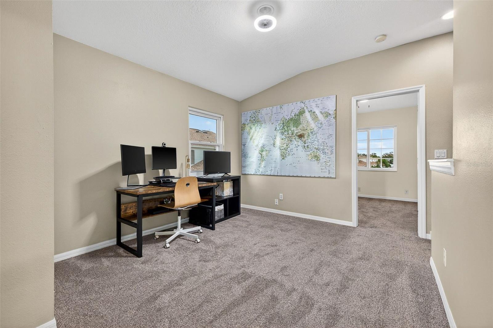 WILLOW LAKE - Residential