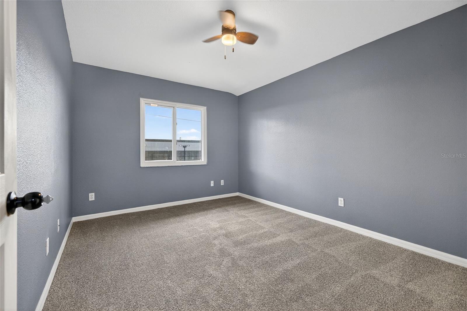 WILLOW LAKE - Residential