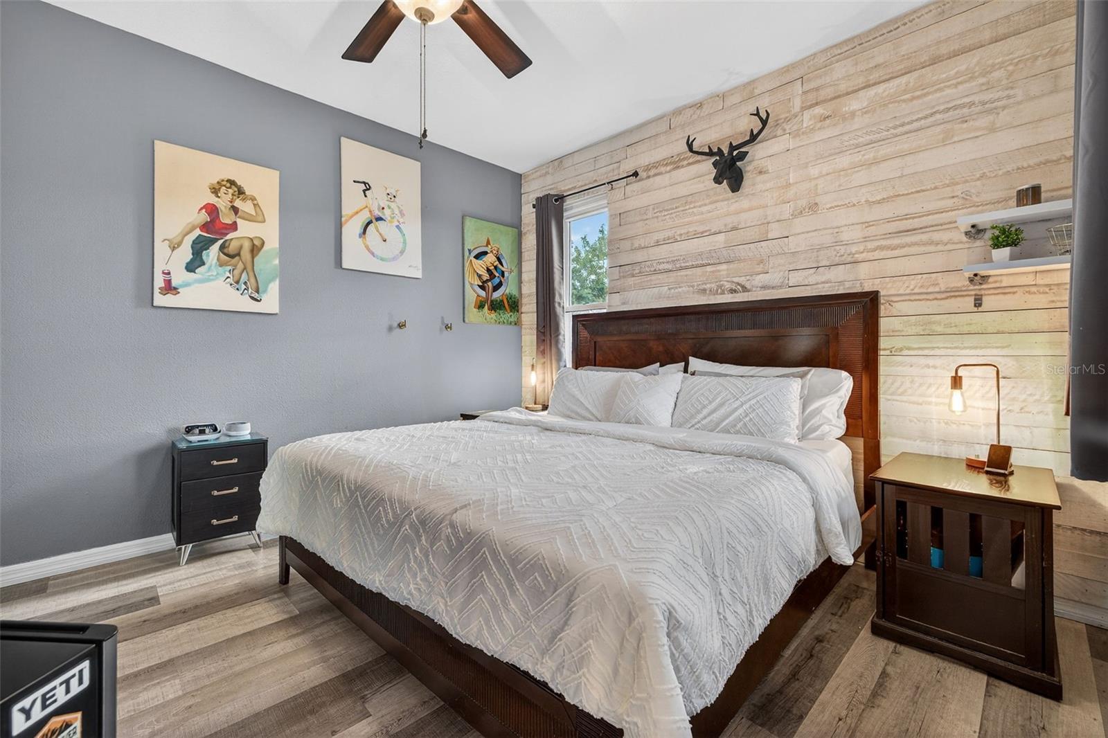 WILLOW LAKE - Residential