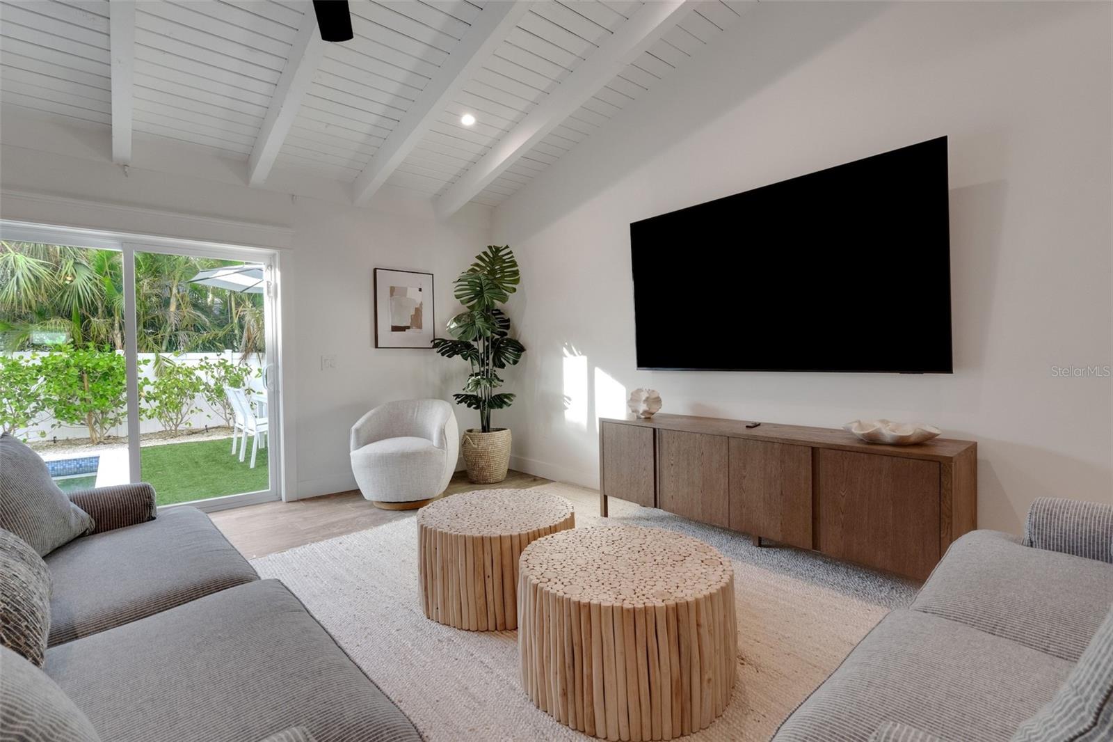 BAY PALMS ADD - Residential