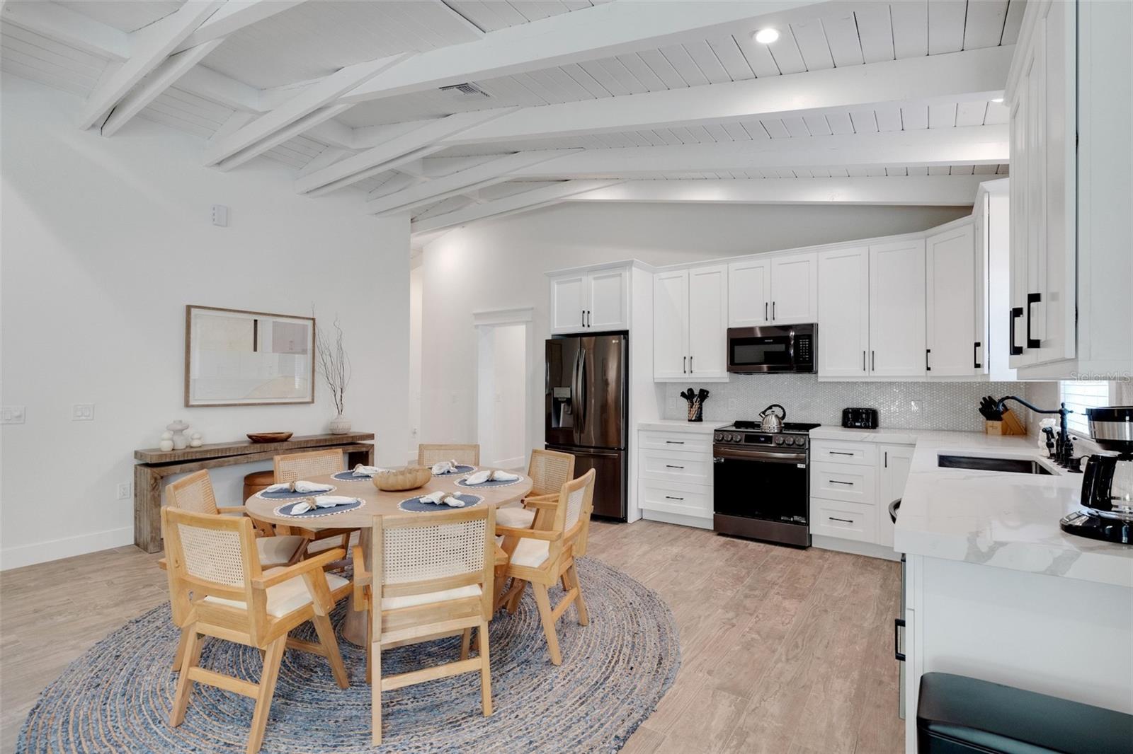 BAY PALMS ADD - Residential