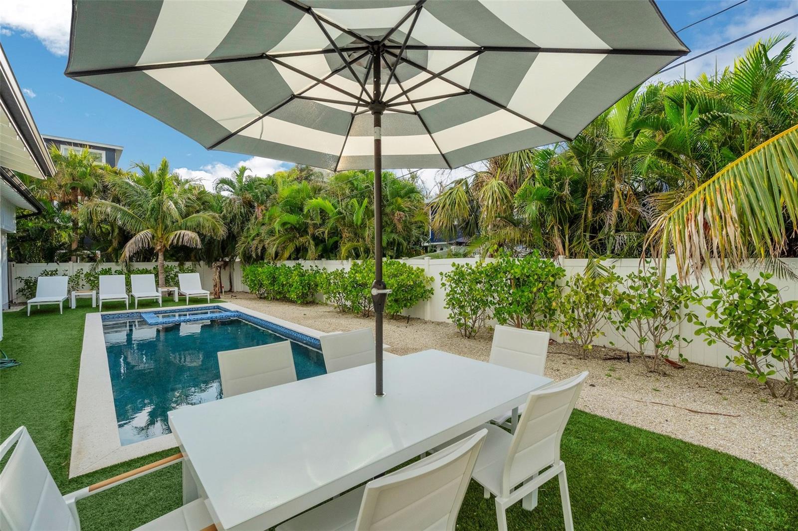 BAY PALMS ADD - Residential