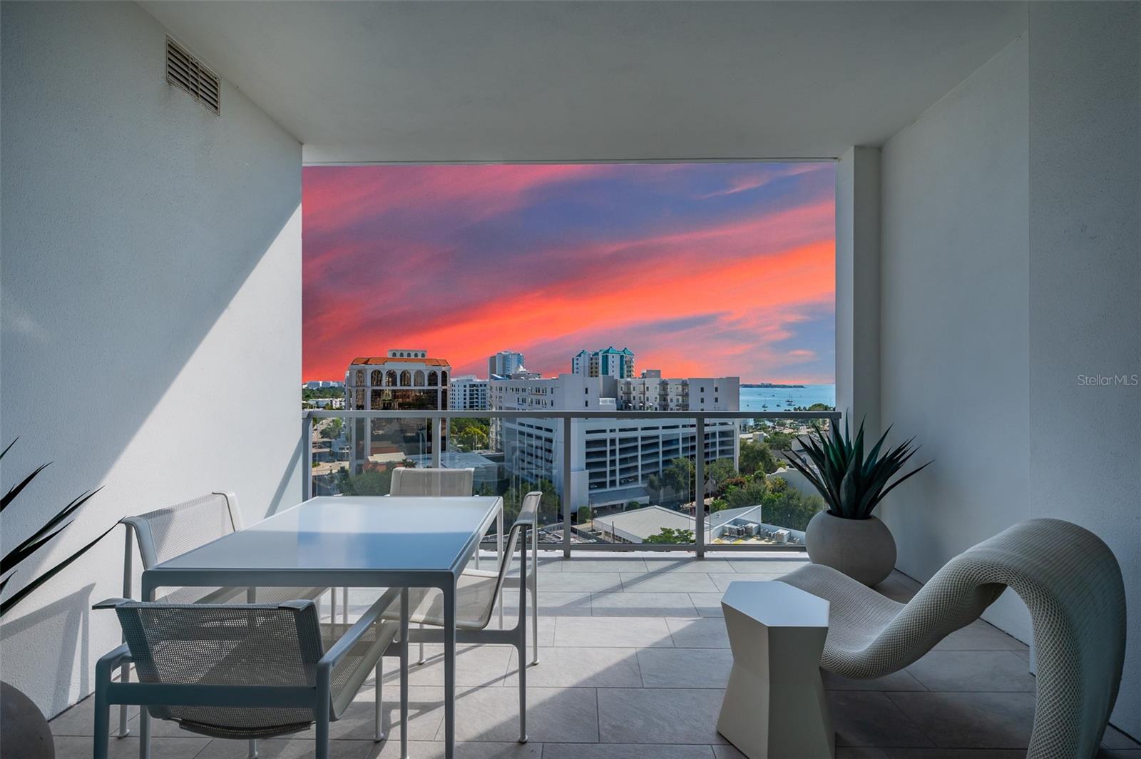 MARK SARASOTA CONDOMINIUM - Residential